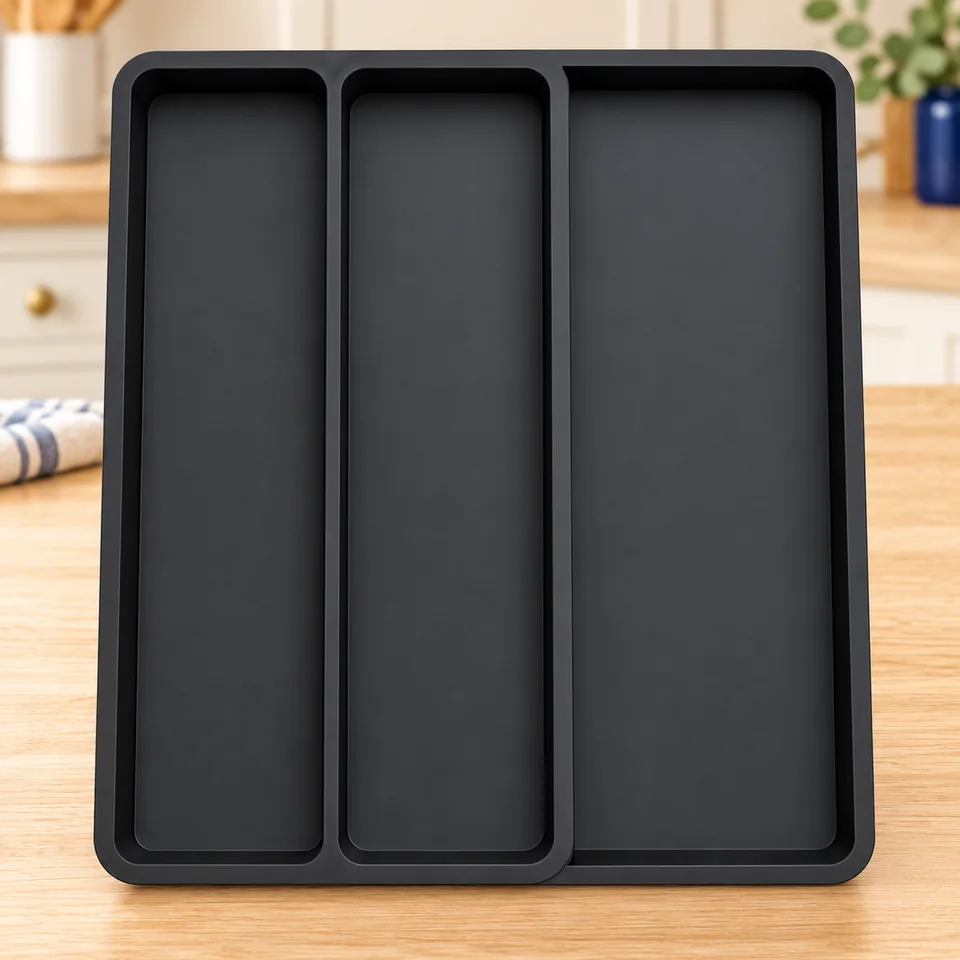 Lifewit — rangement pour grands ustensiles — Un plateau noir vide montré en position ouverte à trois cases.
